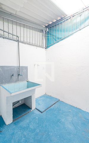 Casa para alugar com 200m², 2 quartos e sem vaga Casa para alugar com 200m², 2 quartos e sem vagaÁrea de Serviço