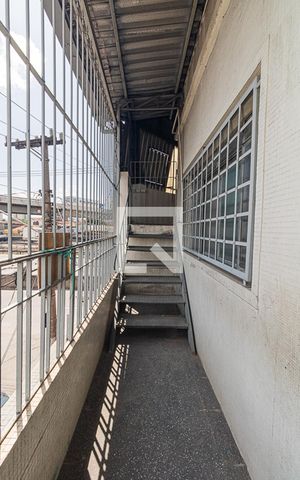 Casa para alugar com 200m², 2 quartos e sem vaga Casa para alugar com 200m², 2 quartos e sem vagaVaranda da Sala