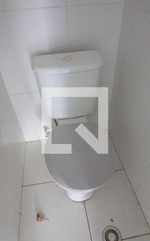Casa de condomínio à venda com 95m², 3 quartos e 2 vagasBanheiro 2