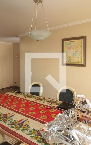 Casa à venda com 400m², 3 quartos e 5 vagas Casa à venda com 400m², 3 quartos e 5 vagasSala de Jantar
