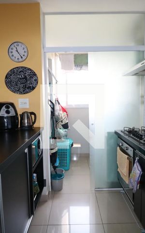 Apartamento para alugar com 72m², 2 quartos e 2 vagasCozinha