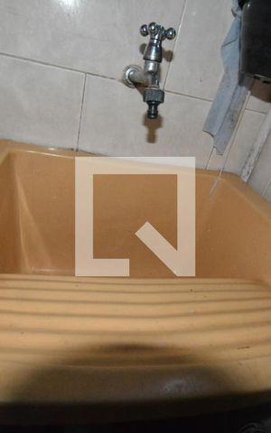 Apartamento para alugar com 75m², 2 quartos e 1 vagaÁrea de serviço