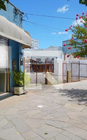 Casa à venda com 200m², 3 quartos e 2 vagasFachada 