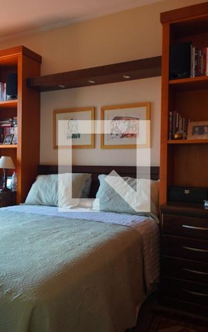 Casa à venda com 200m², 3 quartos e 2 vagasQuarto  suíte 