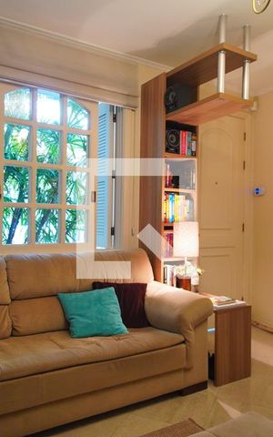 Casa à venda com 200m², 3 quartos e 2 vagasSala 