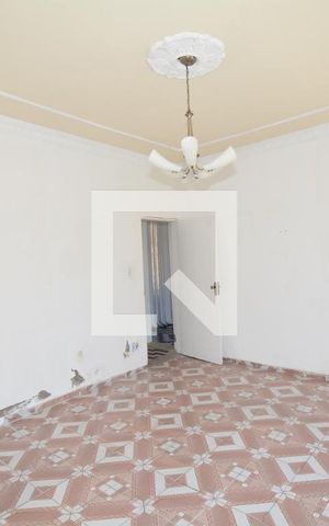 Casa à venda com 100m², 2 quartos e 1 vagaQuarto