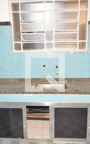 Casa à venda com 100m², 2 quartos e 1 vagaCozinha