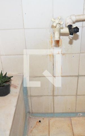 Casa à venda com 100m², 2 quartos e 1 vagaÁrea de Serviço