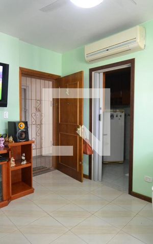Apartamento para alugar com 48m², 2 quartos e 1 vagaSala