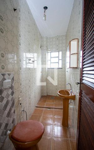 Apartamento para alugar com 110m², 2 quartos e sem vagaBanheiro