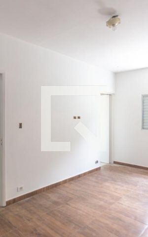 Casa para alugar com 120m², 2 quartos e 3 vagas Casa para alugar com 120m², 2 quartos e 3 vagasSuíte