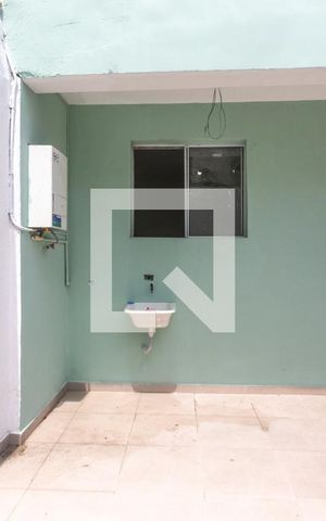 Casa para alugar com 120m², 2 quartos e 3 vagas Casa para alugar com 120m², 2 quartos e 3 vagasÁrea de serviço