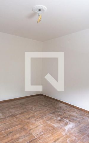 Casa para alugar com 120m², 2 quartos e 3 vagas Casa para alugar com 120m², 2 quartos e 3 vagasQuarto