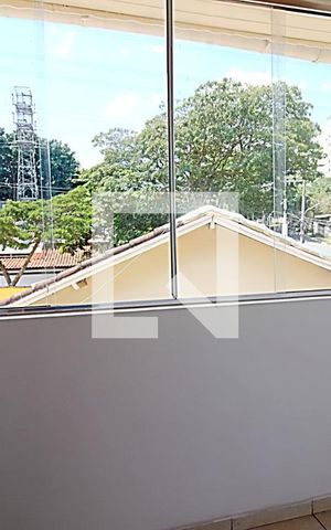 Casa para alugar com 250m², 3 quartos e 6 vagasQuarto Edícula 