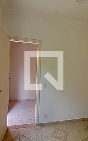 Casa para alugar com 250m², 3 quartos e 6 vagas Edícula 