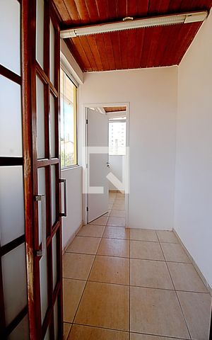 Casa para alugar com 250m², 3 quartos e 6 vagasQuarto Edícula 