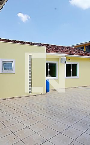 Casa para alugar com 250m², 3 quartos e 6 vagasQuintal