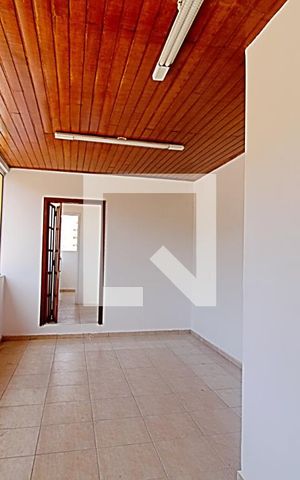 Casa para alugar com 250m², 3 quartos e 6 vagasQuarto Edícula 