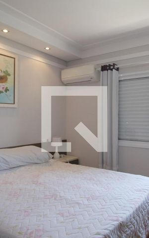 Casa de condomínio para alugar com 114m², 3 quartos e 2 vagasSuíte
