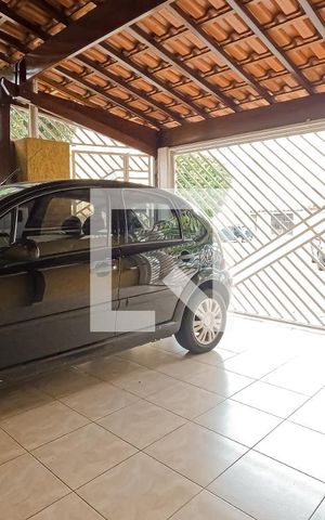Casa à venda com 175m², 3 quartos e 2 vagas Casa à venda com 175m², 3 quartos e 2 vagasGaragem