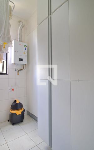 Apartamento à venda com 88m², 2 quartos e 2 vagas Apartamento à venda com 88m², 2 quartos e 2 vagasÁrea de Serviço