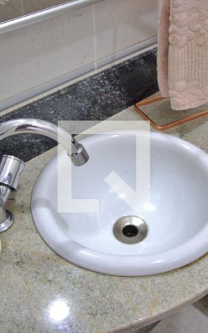 Apartamento à venda com 88m², 2 quartos e 2 vagas Apartamento à venda com 88m², 2 quartos e 2 vagasLavabo