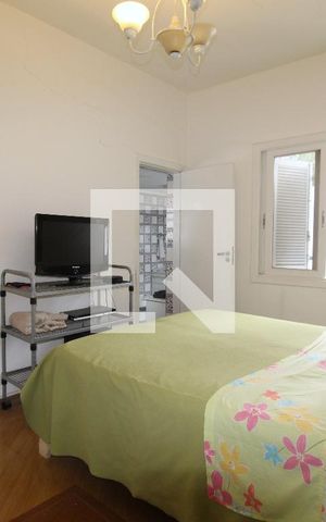Casa à venda com 143m², 4 quartos e 3 vagasQuarto 3 - Suíte