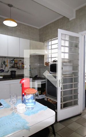 Casa à venda com 143m², 4 quartos e 3 vagasCozinha