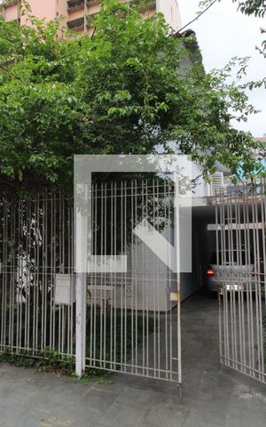 Casa à venda com 143m², 4 quartos e 3 vagasFachada