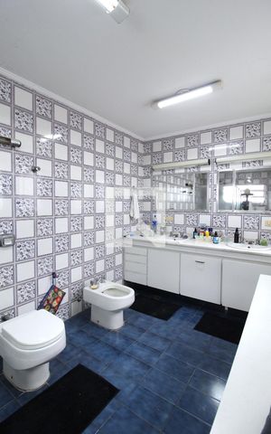 Casa à venda com 143m², 4 quartos e 3 vagasBanheiro da Suíte