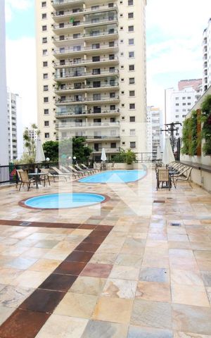 Apartamento à venda com 135m², 3 quartos e 2 vagasÁrea comum - Piscina