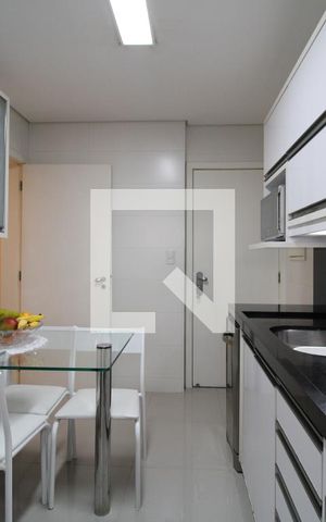 Apartamento à venda com 135m², 3 quartos e 2 vagasCozinha