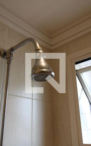 Apartamento à venda com 135m², 3 quartos e 2 vagasBanheiro da suíte 1 - Chuveiro