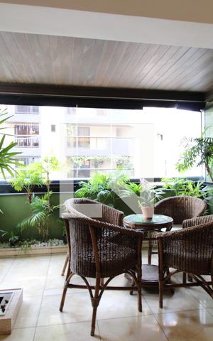 Apartamento à venda com 135m², 3 quartos e 2 vagasVaranda da sala