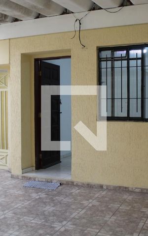 Casa à venda com 115m², 2 quartos e 2 vagasGaragem