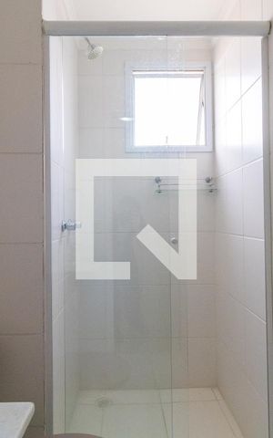Apartamento para alugar com 68m², 2 quartos e 1 vaga Apartamento para alugar com 68m², 2 quartos e 1 vagaBanheiro