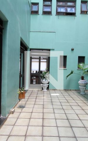Apartamento à venda com 100m², 3 quartos e sem vagaÁrea comum - Salão de festas