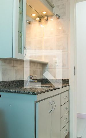 Apartamento para alugar com 93m², 3 quartos e 2 vagasBanheiro Social