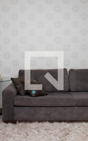 Casa de condomínio à venda com 199m², 4 quartos e 4 vagas Casa de condomínio à venda com 199m², 4 quartos e 4 vagasSala