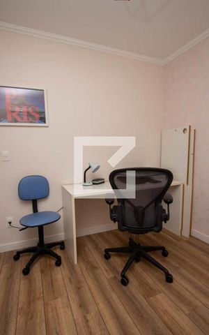 Casa de condomínio à venda com 199m², 4 quartos e 4 vagas Casa de condomínio à venda com 199m², 4 quartos e 4 vagasQuarto 2