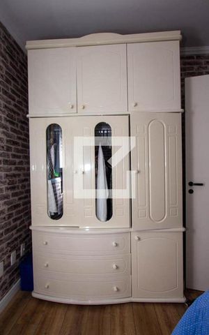 Casa de condomínio à venda com 199m², 4 quartos e 4 vagas Casa de condomínio à venda com 199m², 4 quartos e 4 vagasQuarto 1 - Armários