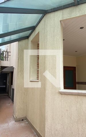 Casa de condomínio à venda com 954m², 4 quartos e 8 vagasCorredor