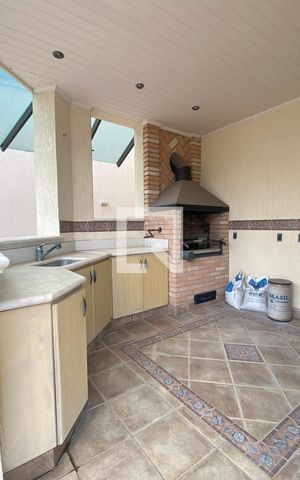 Casa de condomínio à venda com 954m², 4 quartos e 8 vagasChurrasqueira