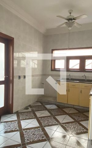 Casa de condomínio à venda com 954m², 4 quartos e 8 vagasChurrasqueira
