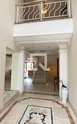 Casa de condomínio à venda com 954m², 4 quartos e 8 vagasHall de entrada