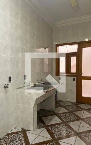 Casa de condomínio à venda com 954m², 4 quartos e 8 vagasÁrea de Serviço