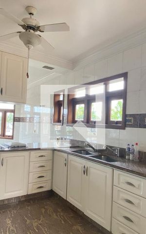 Casa de condomínio à venda com 954m², 4 quartos e 8 vagasCozinha