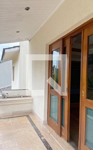 Casa de condomínio à venda com 954m², 4 quartos e 8 vagassacada da sala