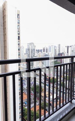 Apartamento à venda com 29m², 1 quarto e sem vaga Apartamento à venda com 29m², 1 quarto e sem vagaVaranda