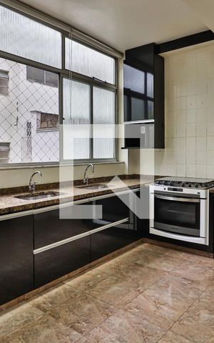 Apartamento à venda com 185m², 4 quartos e 2 vagasCozinha